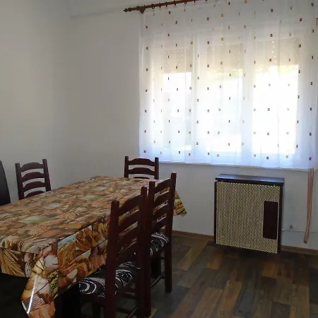 Privat Szallas Miskolctapolca Guest house Miskolc