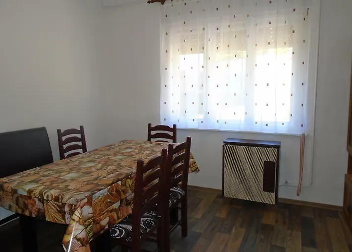 Marika Vendeghaz Gasthuis Miskolc